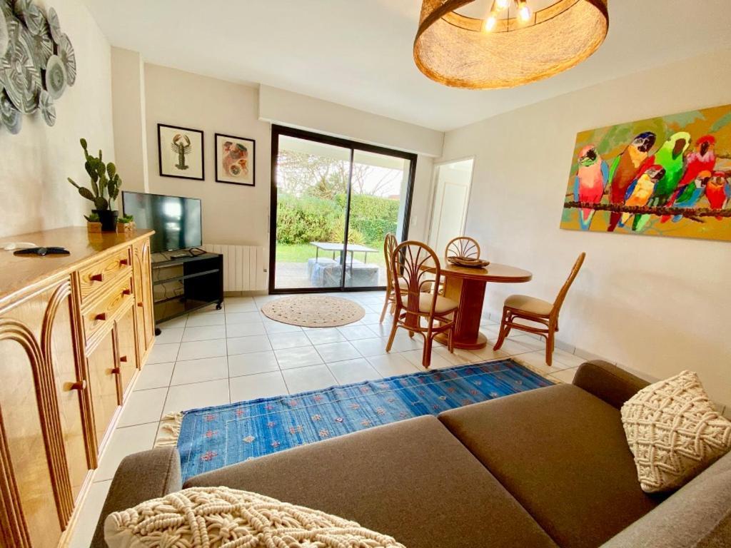 Les Alizes, Proche Marche Central Apartment Роаян Екстериор снимка