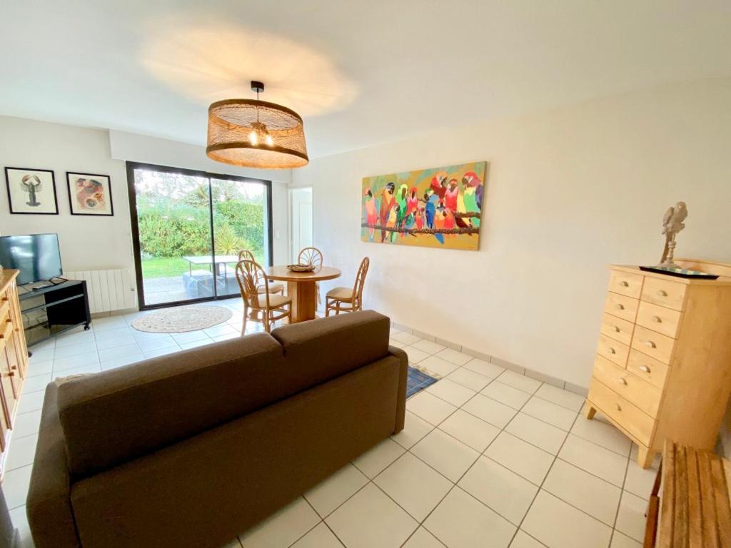 Les Alizes, Proche Marche Central Apartment Роаян Екстериор снимка