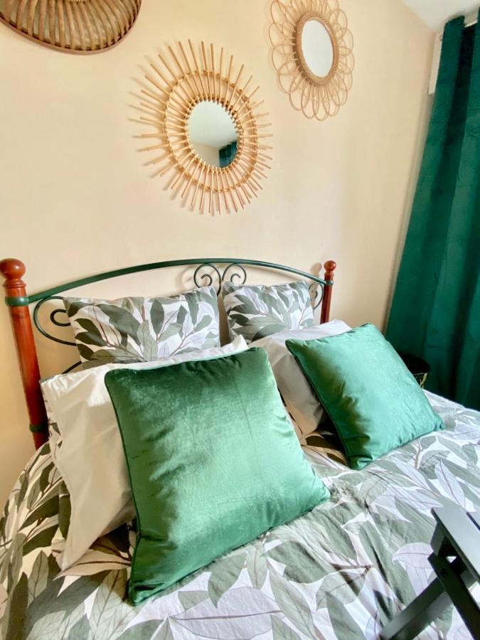 Les Alizes, Proche Marche Central Apartment Роаян Екстериор снимка
